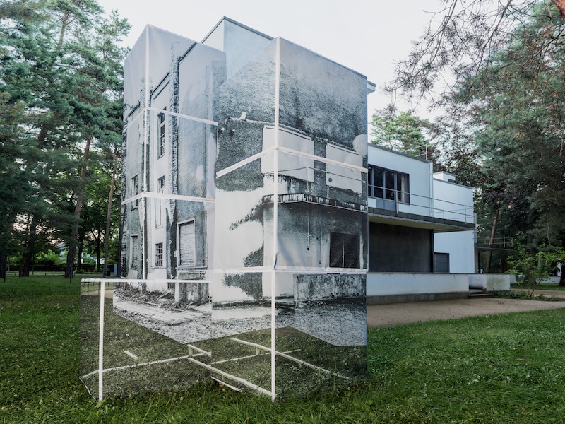 Georg Brückmann: Bauhaus Dessau 08, Klee 02, 2017, Fine Art Print hinter Glas gerahmt, 105 x 140 cm

